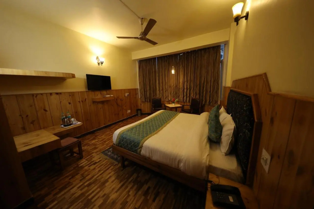 Hotel Yak