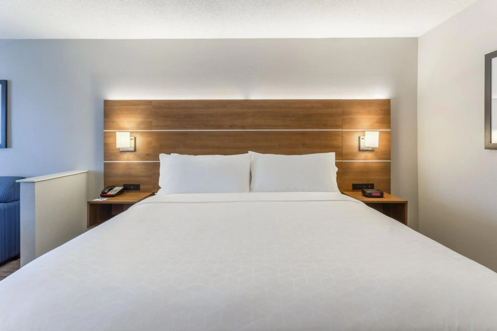 Holiday Inn Express & Suites OFallon-Shiloh by IHG