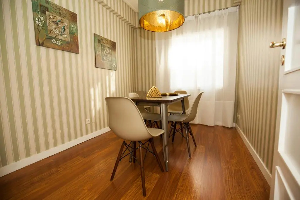 ML Apartments Charming Rooms