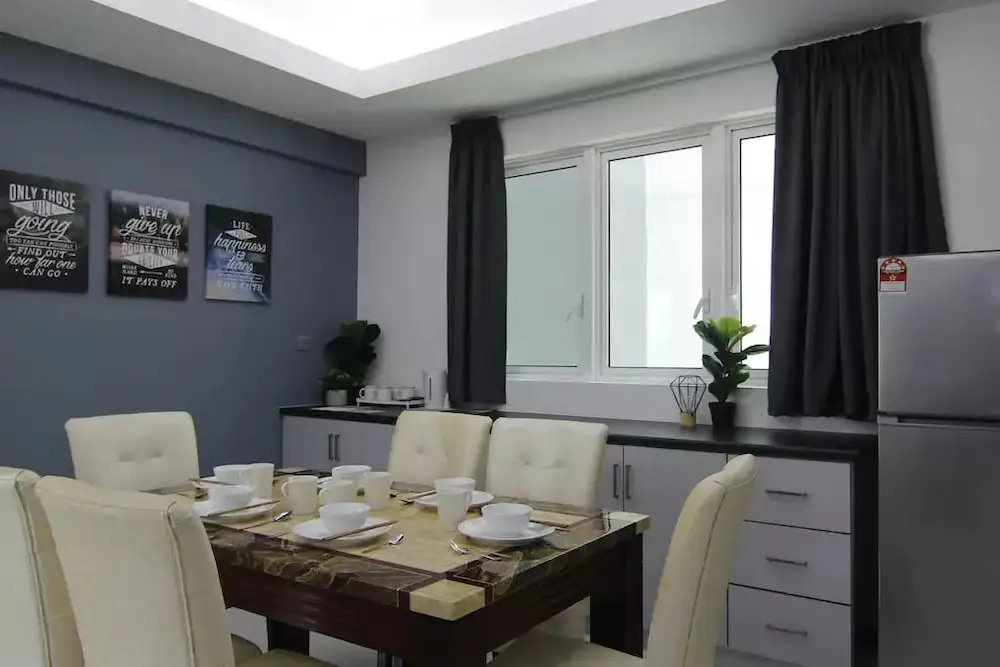 YO.OM Families Luxury Condo Gateway 6 Pax
