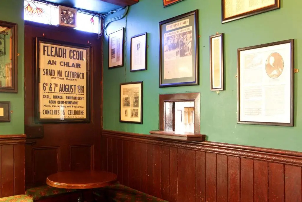 Crotty's Pub & Accommodation