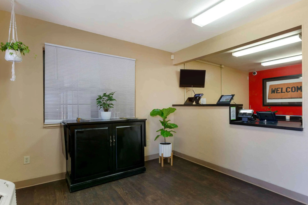 Extended Stay America Select Suites - Phoenix - Scottsdale - North