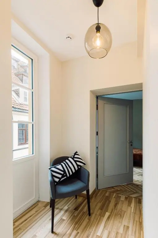 ELVIS apartment/11 beds/6 bedrooms/Riga Old Town