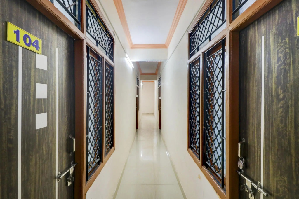 OYO 84006 Hotel Shiv Kripa