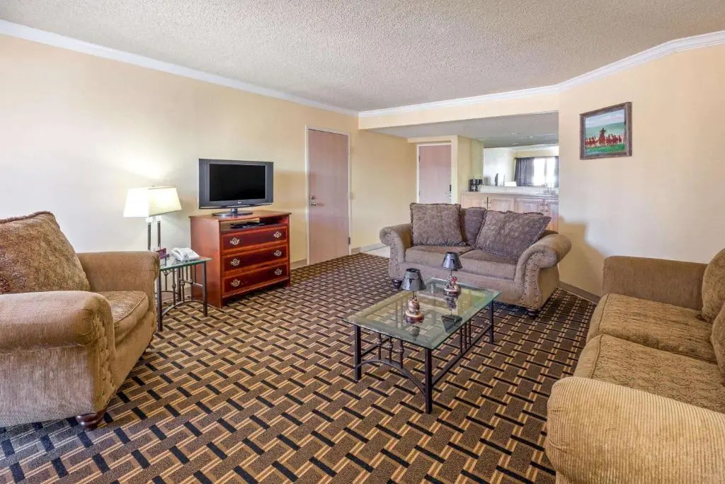 Baymont Inn and Suites Amarillo