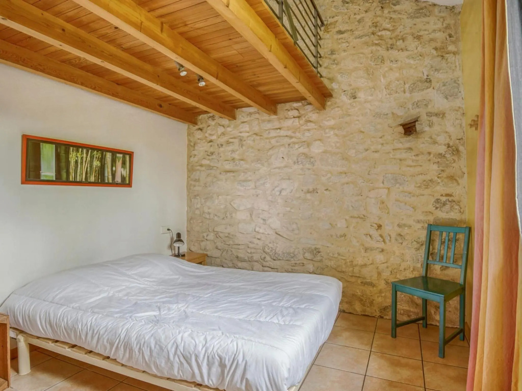 Cozy Holiday Home in Marignac-en-Diois with Garden