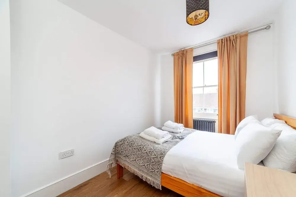 Charming Apartment in the Heart of Kennington