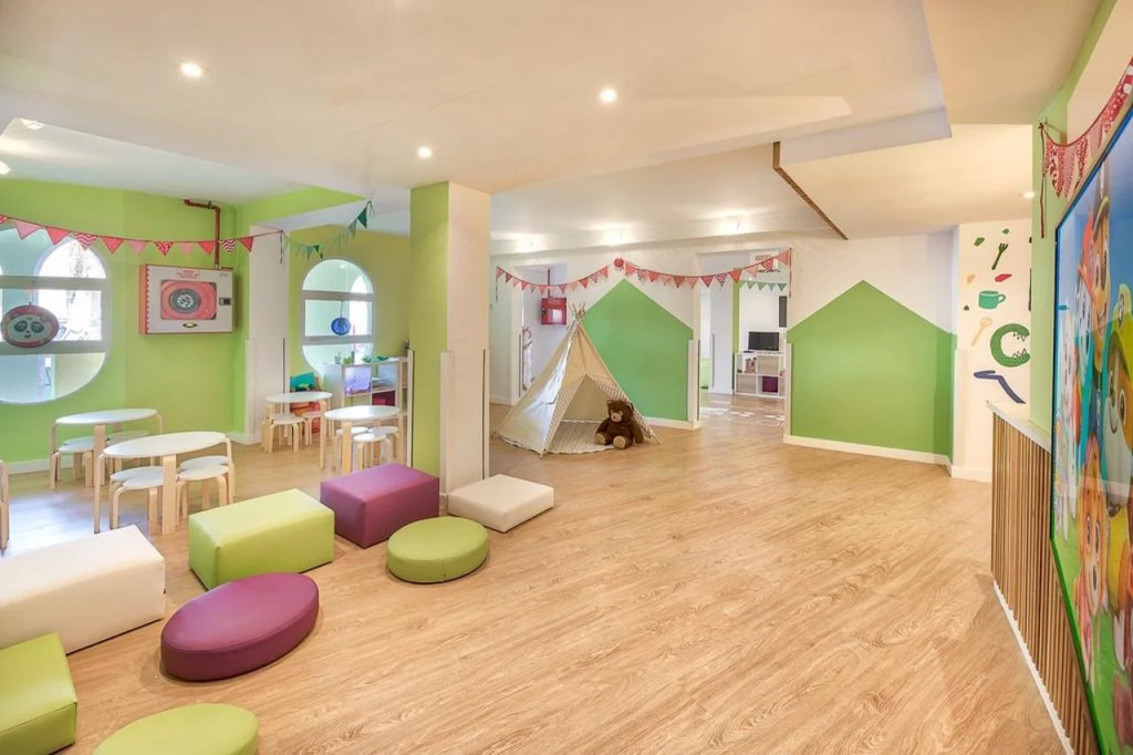Hotel LIVVO Koala Garden