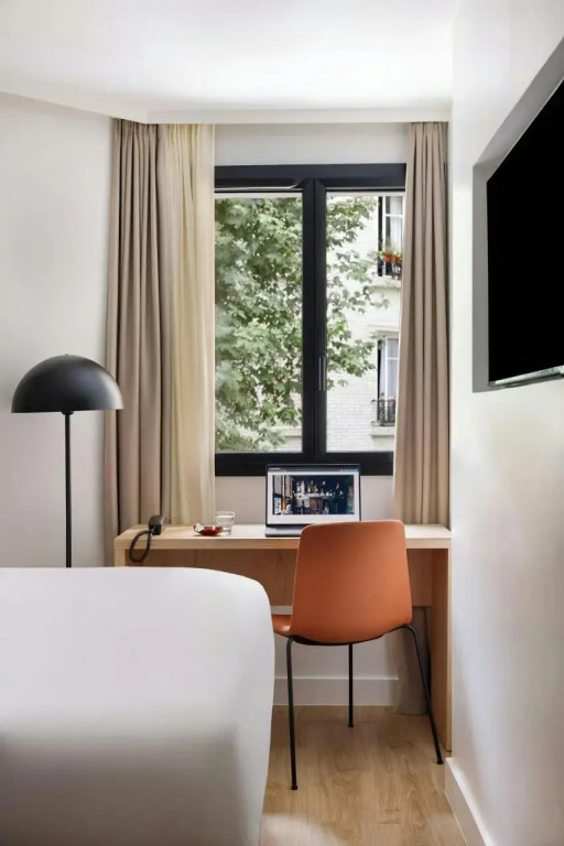 Yvette Hotel Porte de Versailles, Sonder