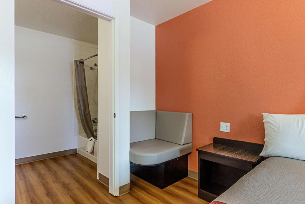 Motel 6-Fresno, CA