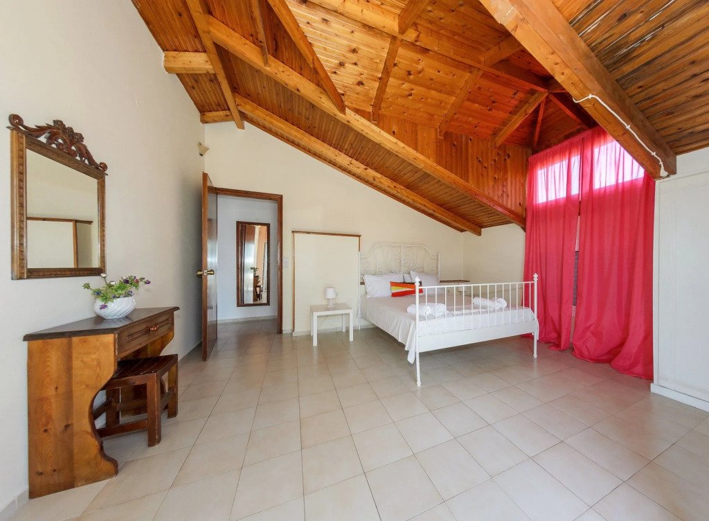Denise Studios and Apartments