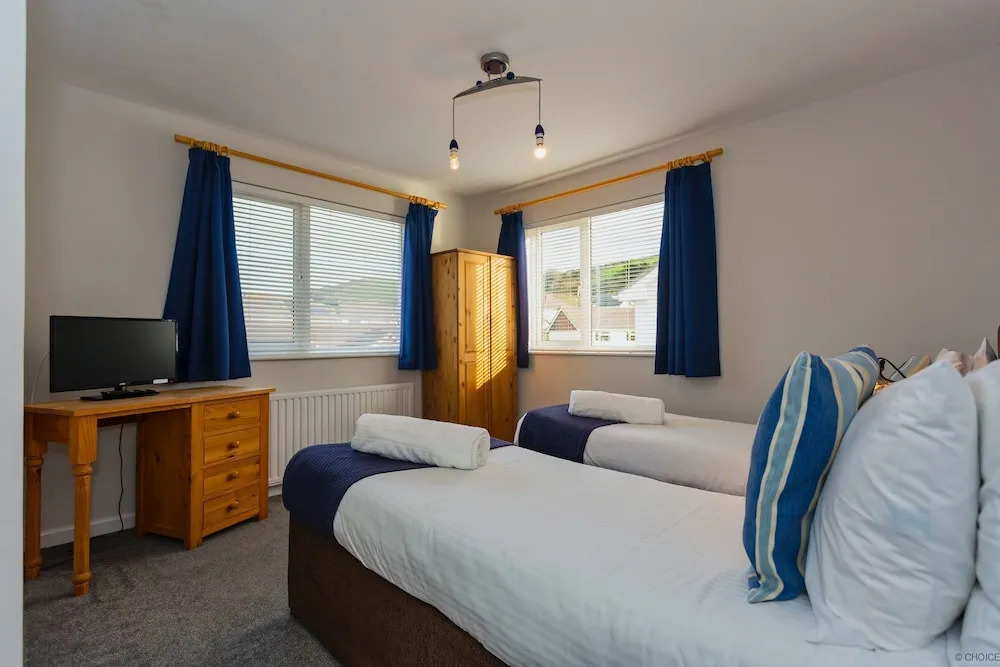 CROYDE VILLA SUNSEA 6 Bedrooms