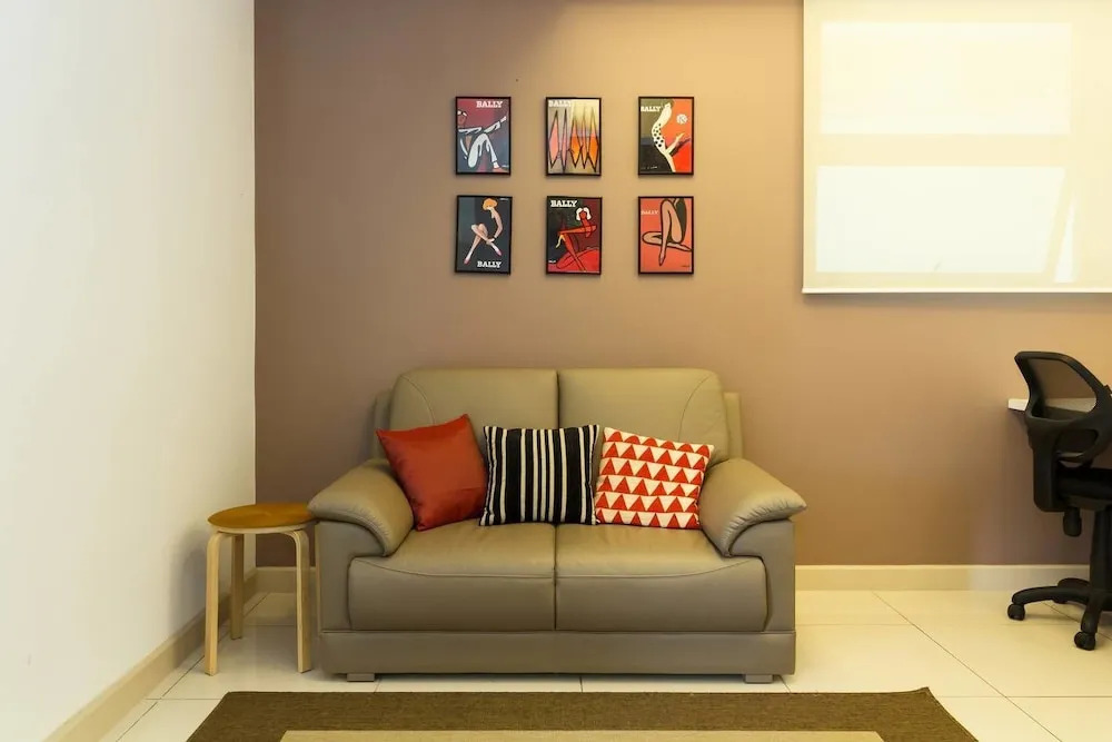Cozy 2 BR Near KL Tower, Lush Greenery