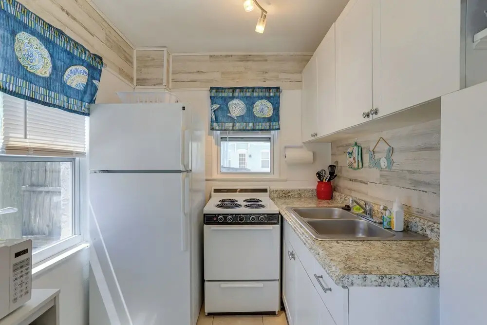 Steps to Seawall: Cozy Indian Rocks Beach Cottage