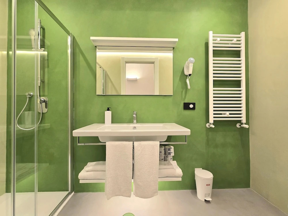 A&A Rooms