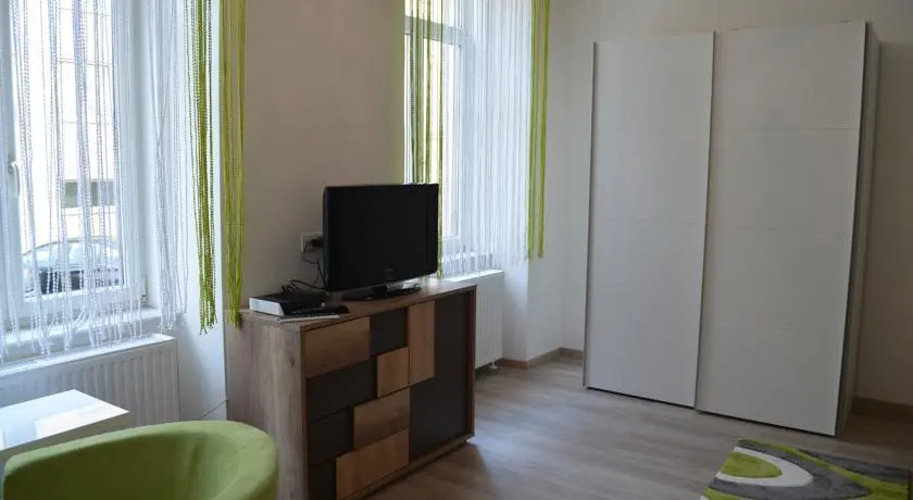 Elegante Ferienwohnung Westbahnhof