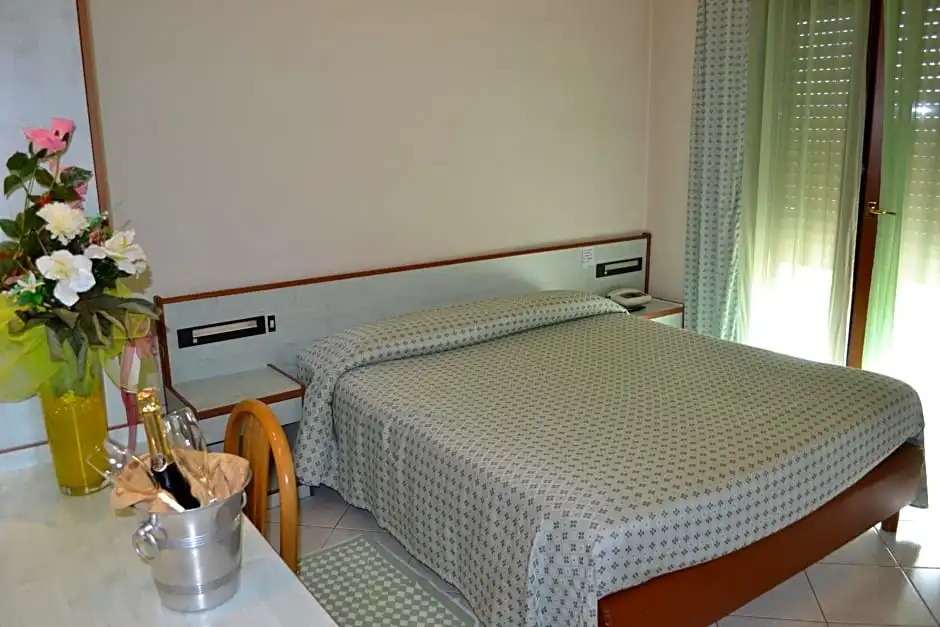 Hotel Paradiso