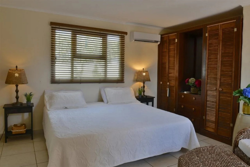 Arubiana Inn Hotel