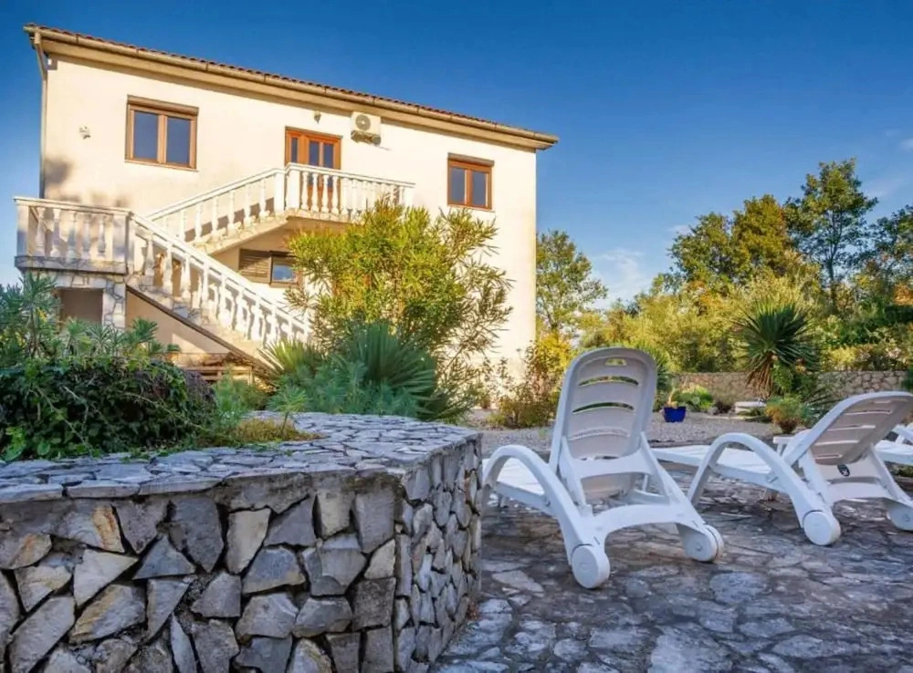 Relaxing Stay Kačić Close to Nature & Sea