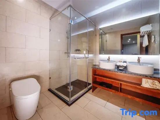 Wanda Yue · Yinxi Homestay