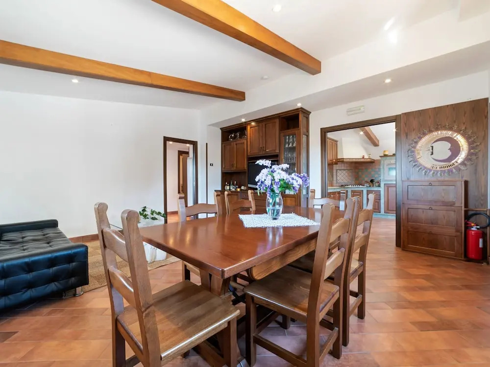 Lovely Holiday Home in Massa Lubrense With Whirlpool
