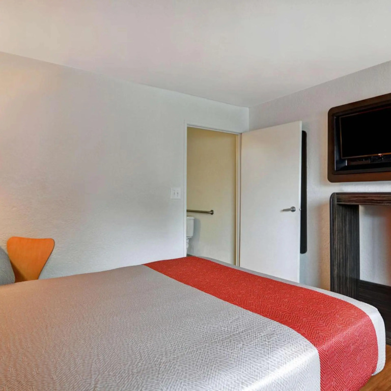 Motel 6 Dania Beach