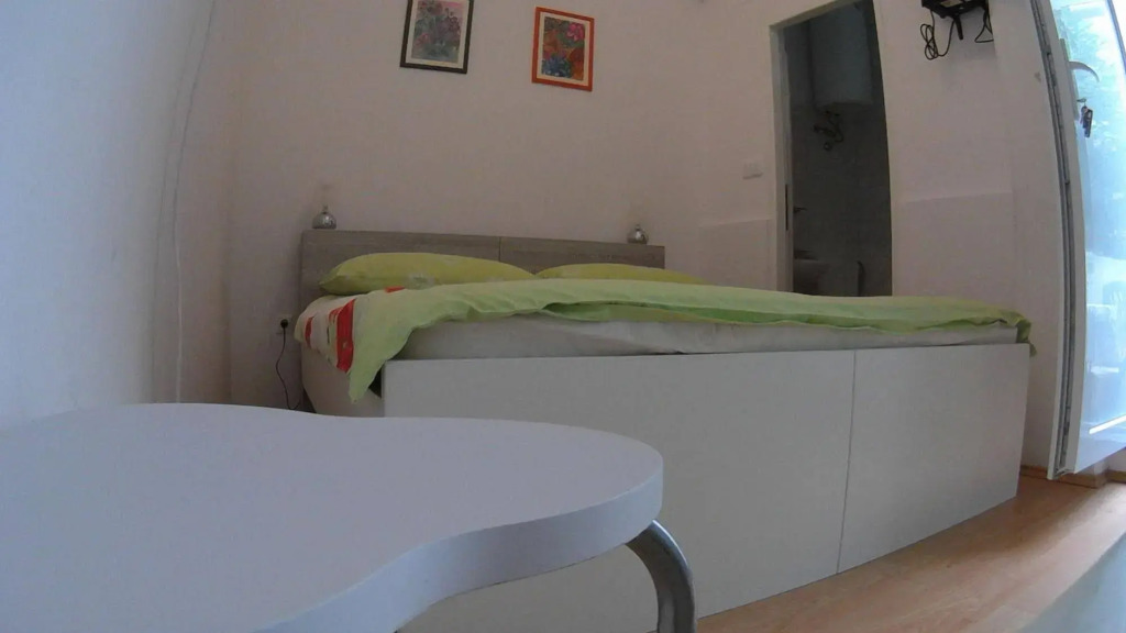 Room-triple Studio in the City Center