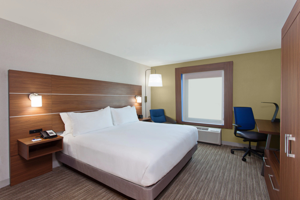 Holiday Inn Express West Los Angeles by IHG