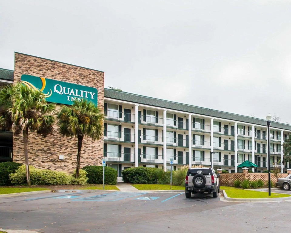 Quality Inn At Town Center