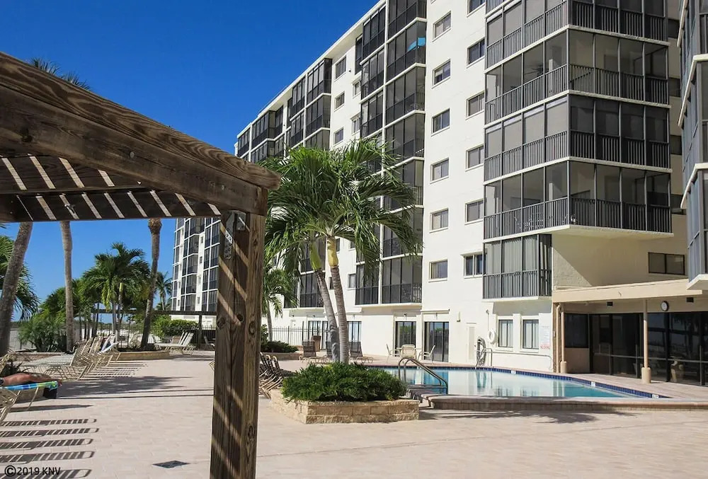 Carlos Pointe 535 2 Bedroom Condo