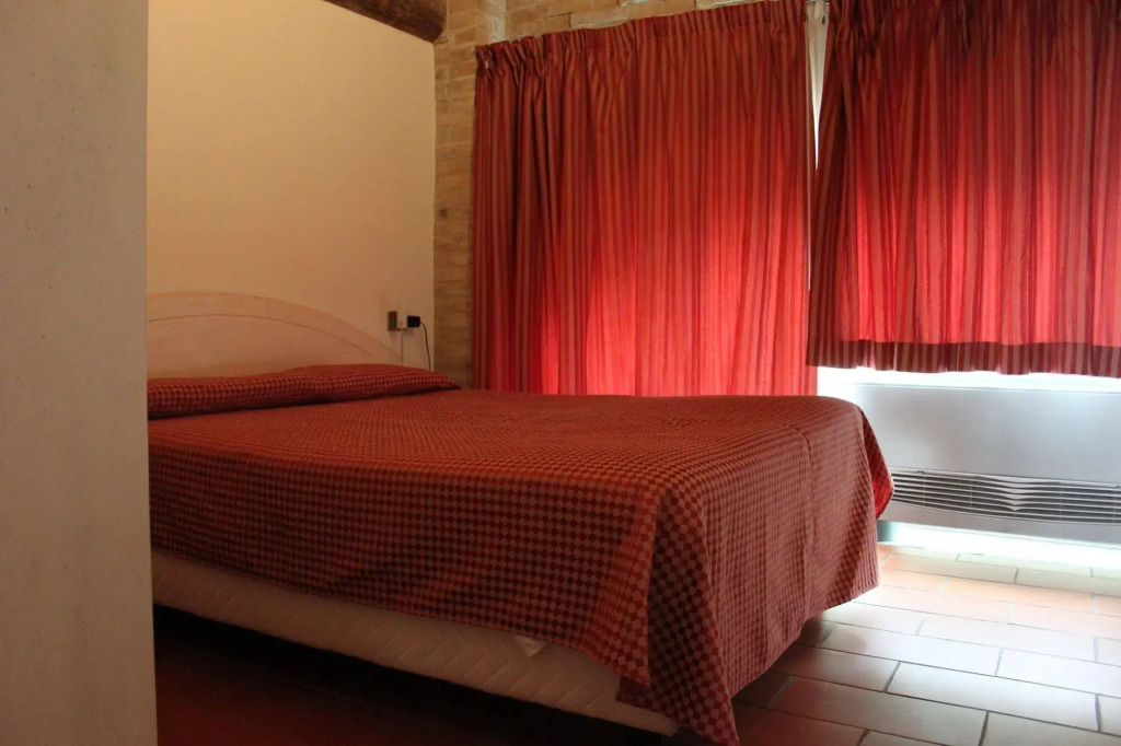 Blue Garibaldi Room & Breakfast