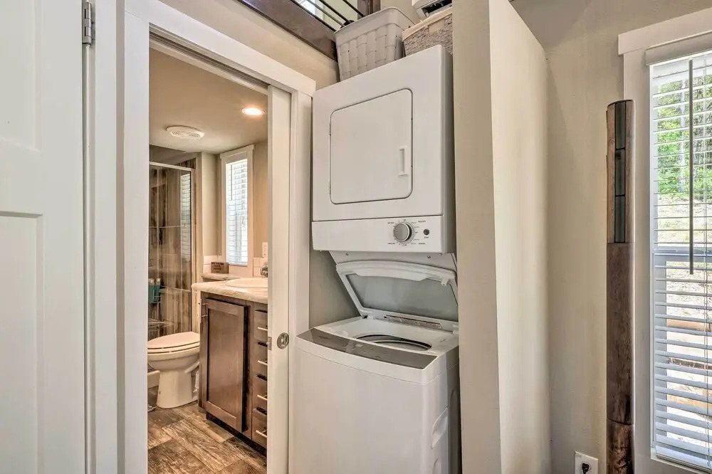 Branson Tiny Home on 52 Acres w/ Private Lake!