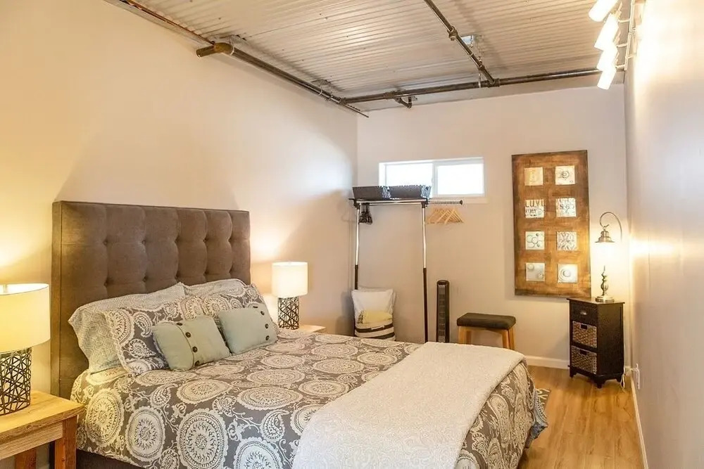 90 San Luis Street Unit A 1 Bedroom Apts by Redawning