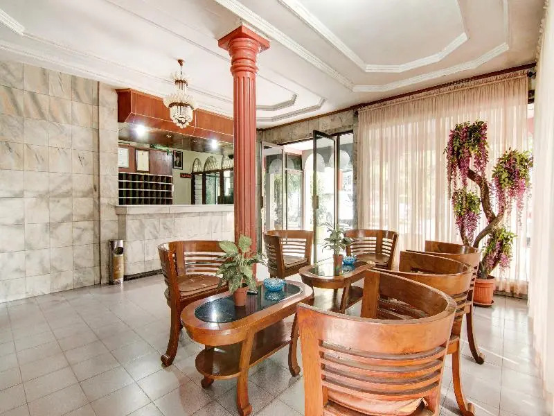 Hotel Tampan by OYO Rooms
