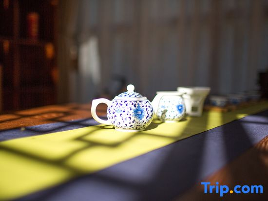 Tengchong Huajian Boutique Stay 360-Degree Skyview Wenquan Chinese Inn