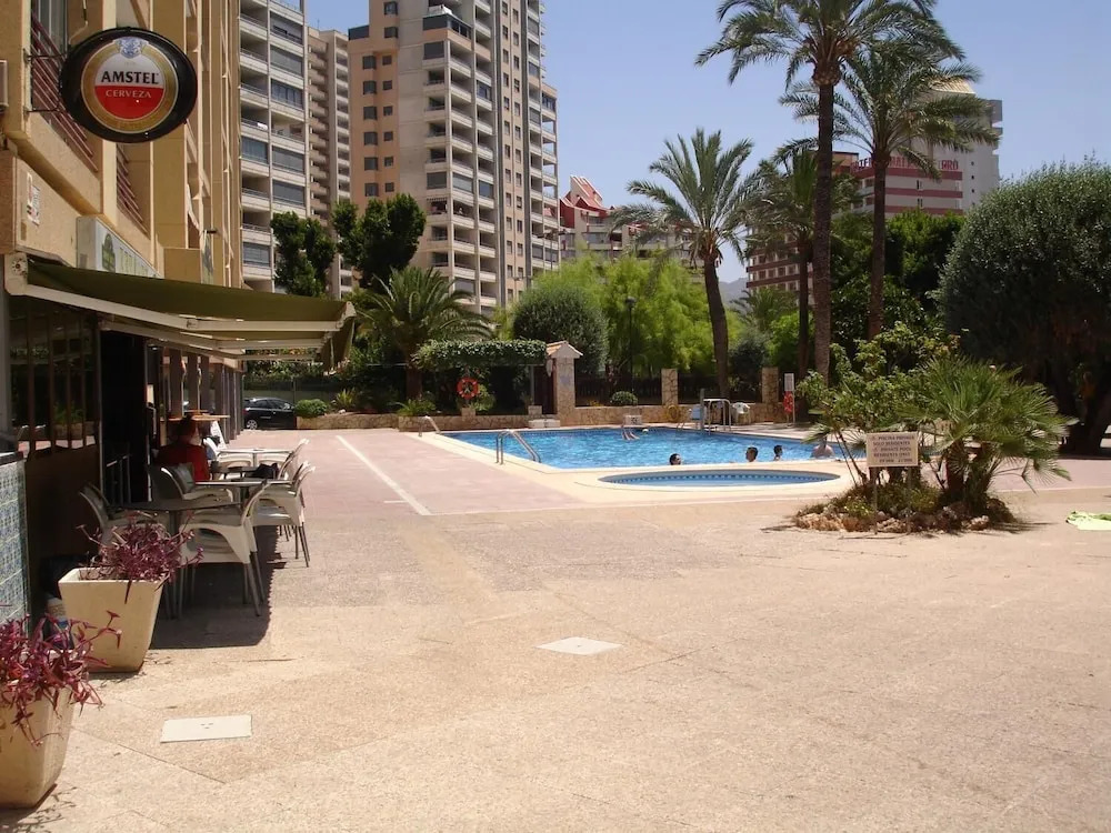 Apartamentos Moby Dick by WT