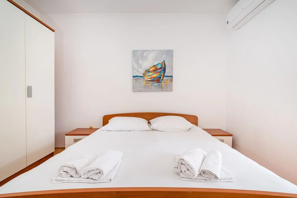 Studio Apartments Near Center 2