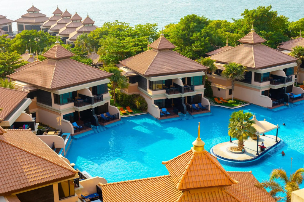 DXB - Anantara - 702 - PJ