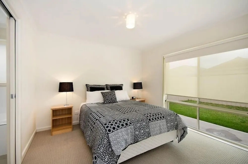Fringe Apartments