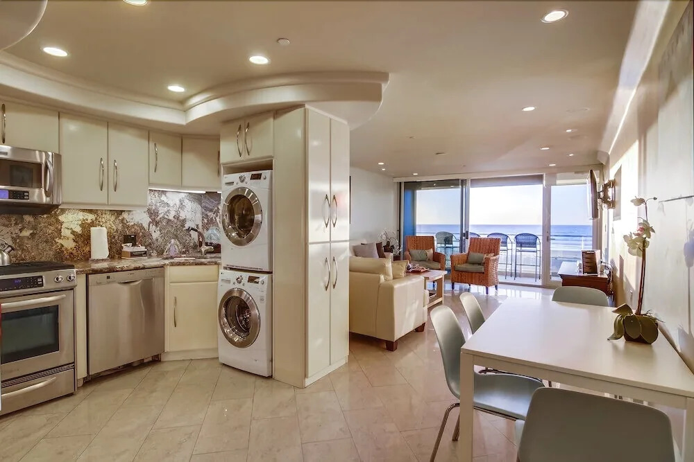 Residence Club I 2 Bedrooms 3 Bathrooms Townhouse
