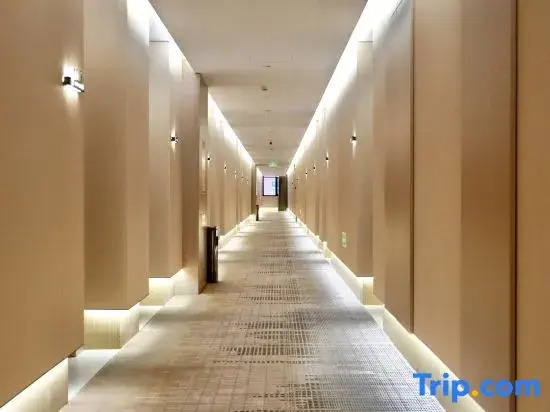 Yueya  Hotel (Weihui Municipal Government)