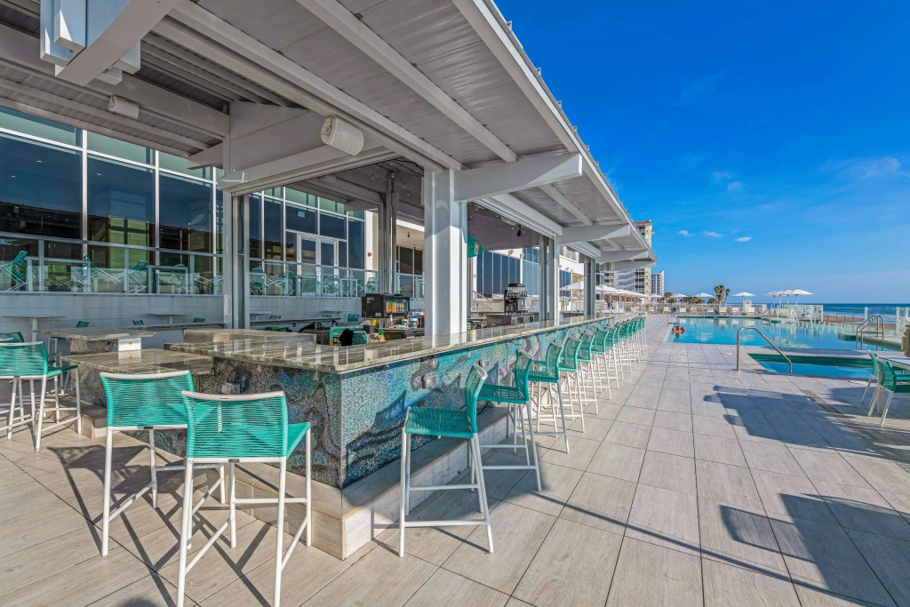 Daytona Grande Oceanfront Resort