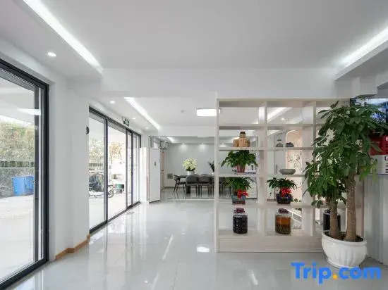 Suzhou Encounter Scenery Homestay