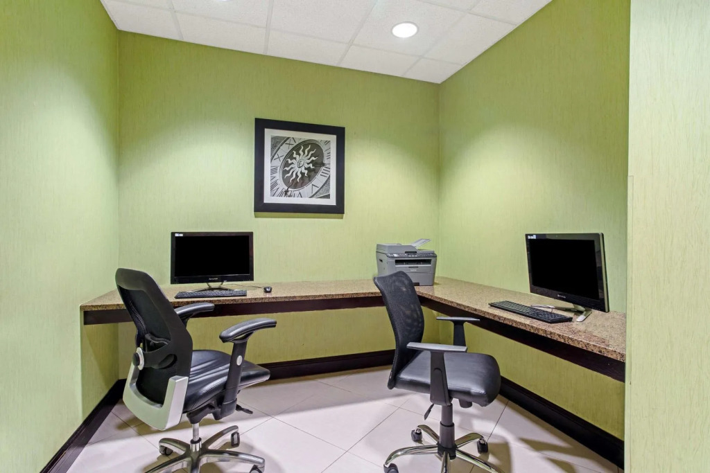 DoubleTree by Hilton Salisbury