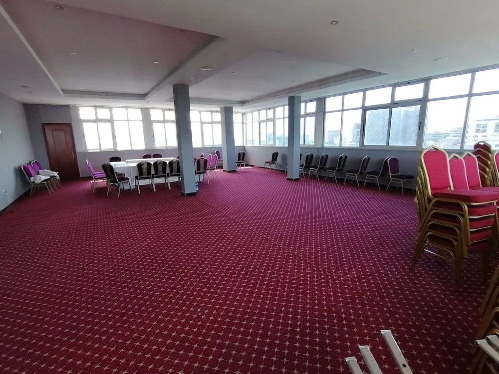 Sunspot Hotel