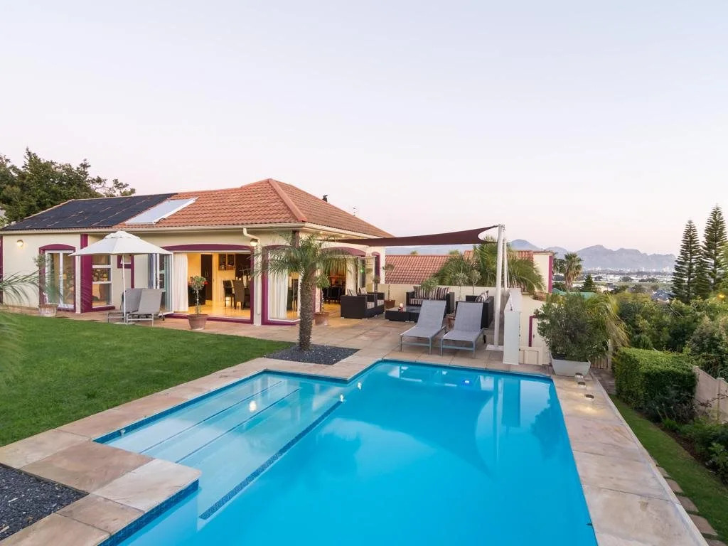 Pink Rose Guesthouse & Spa - for gay men only