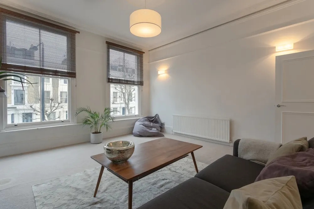 1 Bedroom Flat on Portobello Road Notting Hill