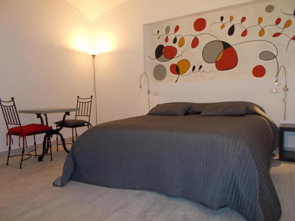 Houspitality Nero Bed & Breakfast