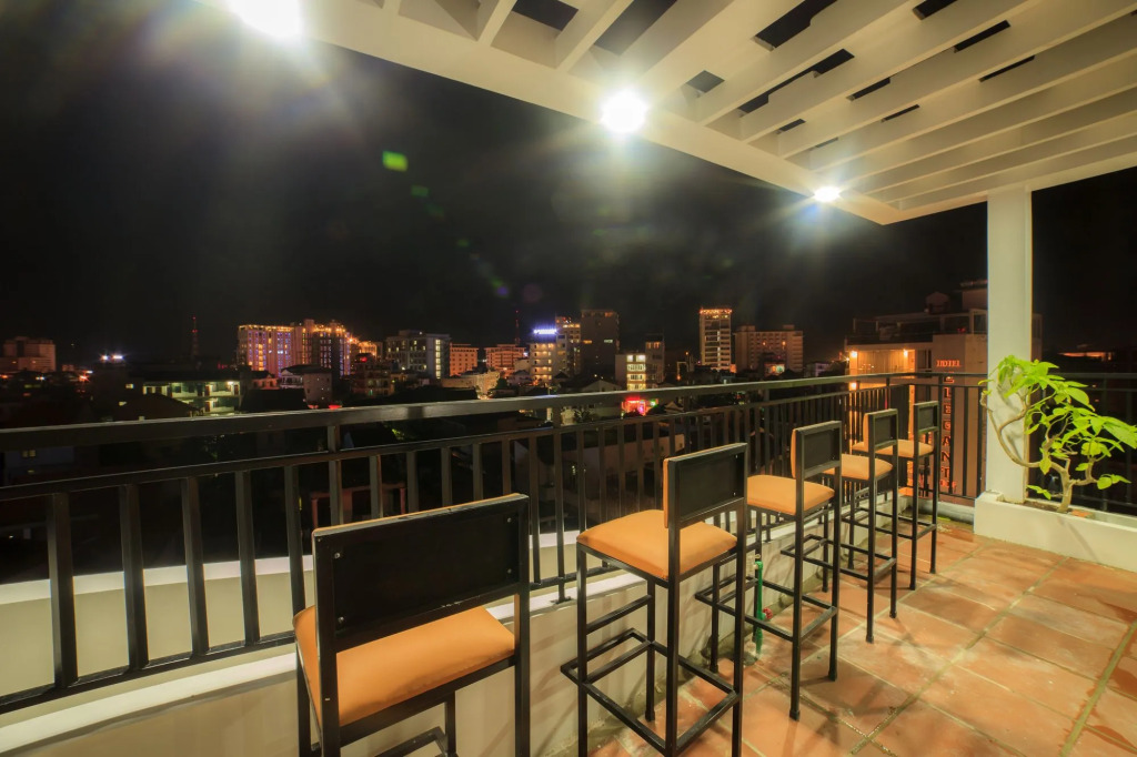 Cherry Hotel Hue