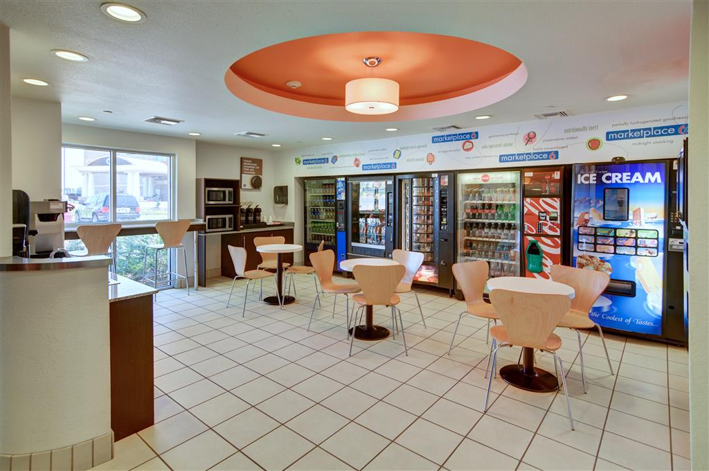 Motel 6-Roanoke, TX - Northlake - Speedway
